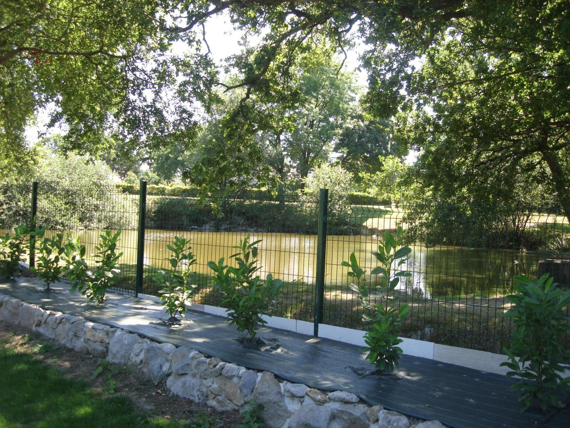 Le Petit Etang Bed and Breakfast La Trinité-Surzur Buitenkant foto